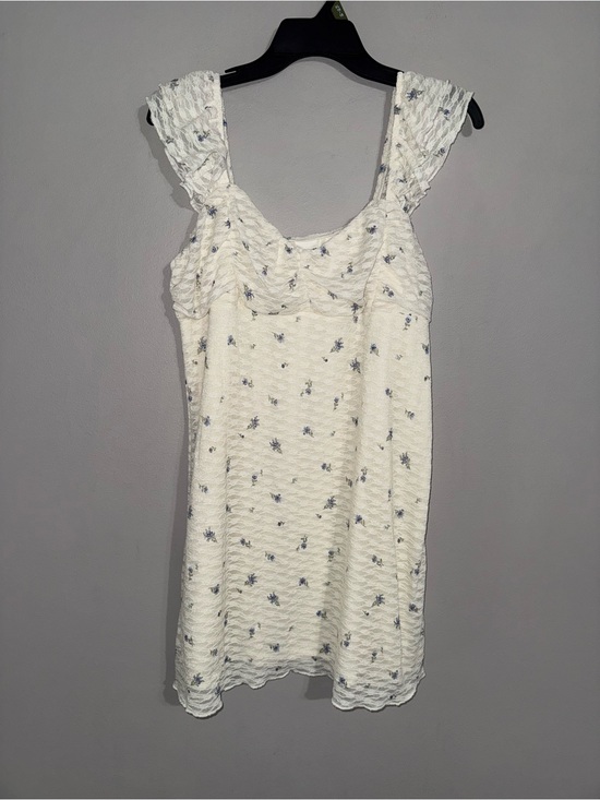 No Boundaries Dresses & Skirts - No Boundaries Women’s White Floral Sleeveless Ruffled Mini Dress XL
